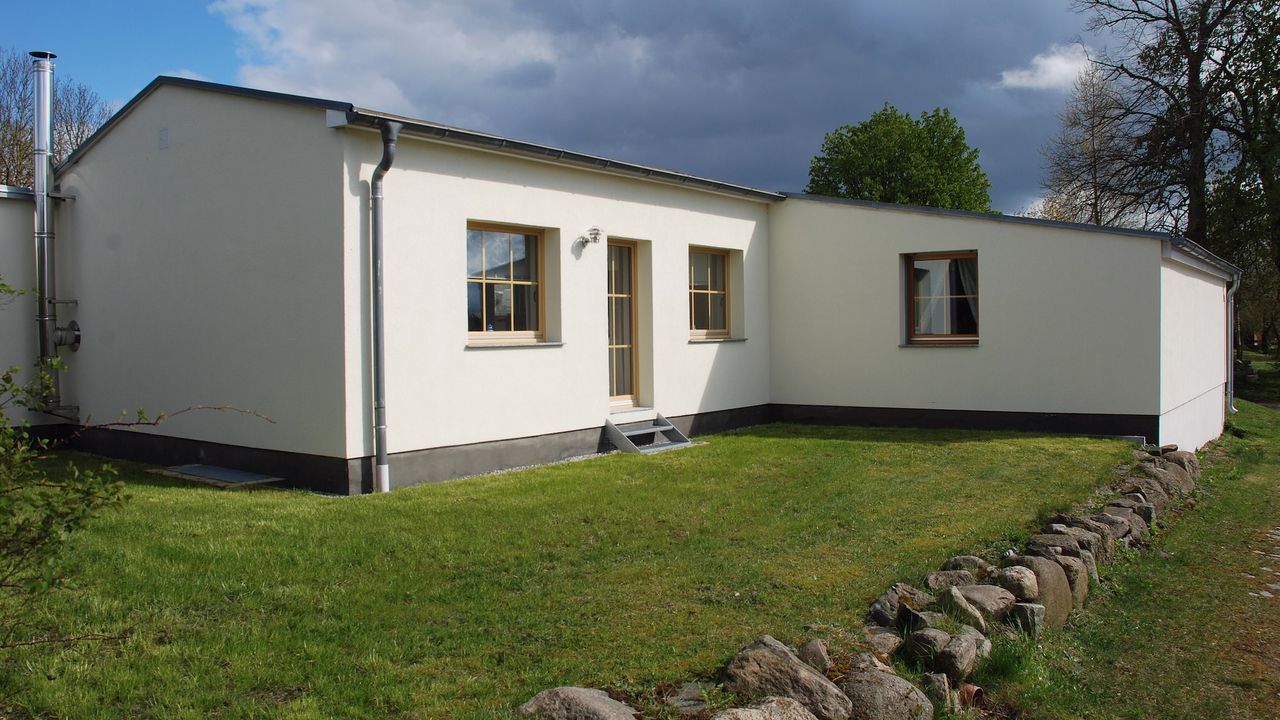 ExteriorSummer ExteriorSummer